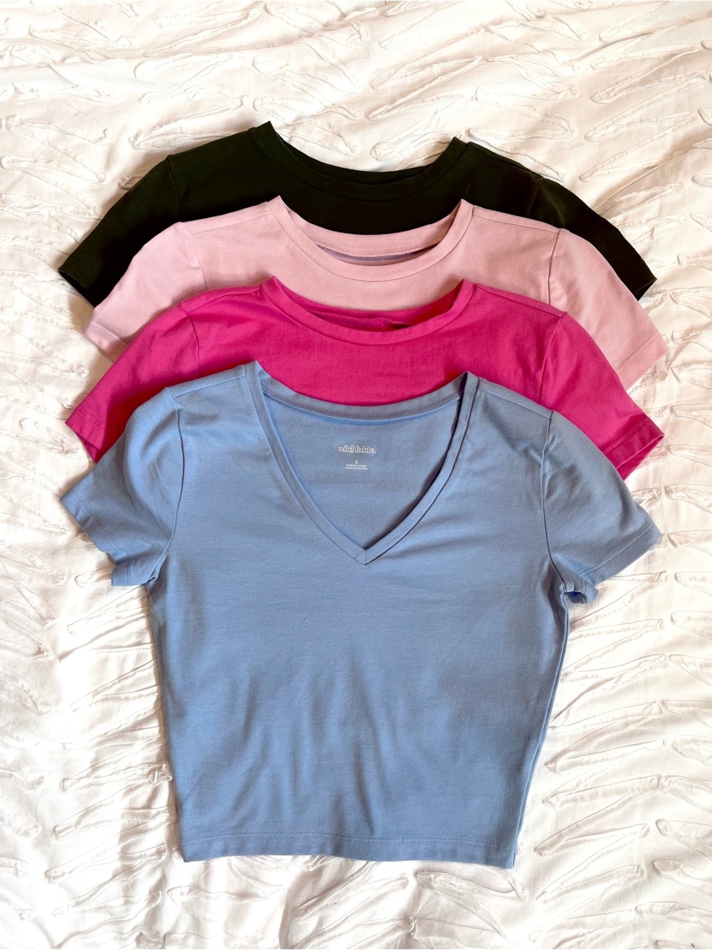wild fable women’s crop top bundle - SMALL